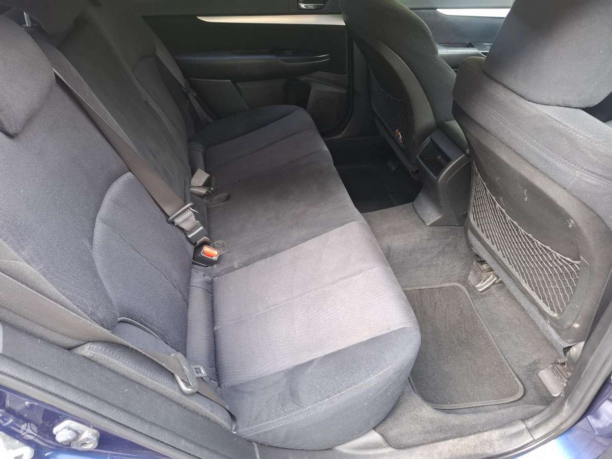 Subaru Outback 2012 — photo 11