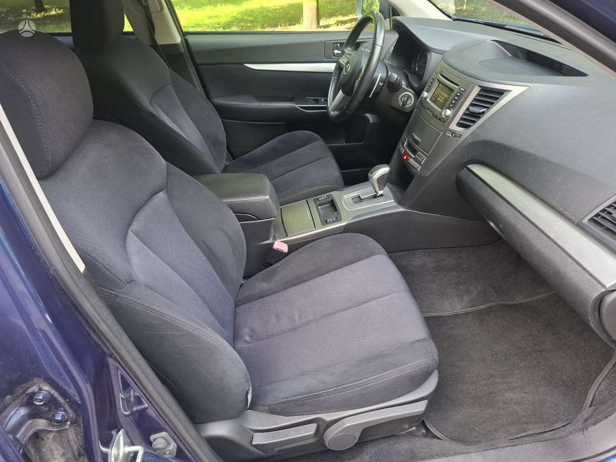 Subaru Outback 2012 — photo 12