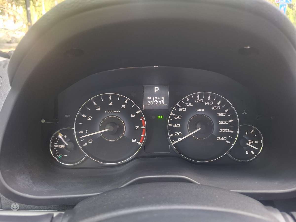 Subaru Outback 2012 — photo 13