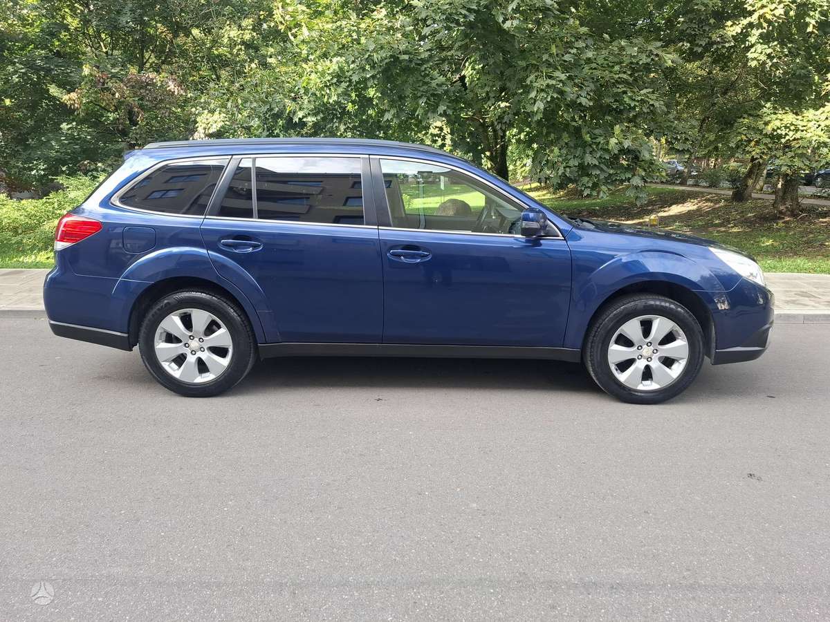 Subaru Outback 2012 — engine 2457 cm³, 167 HP (123kW)