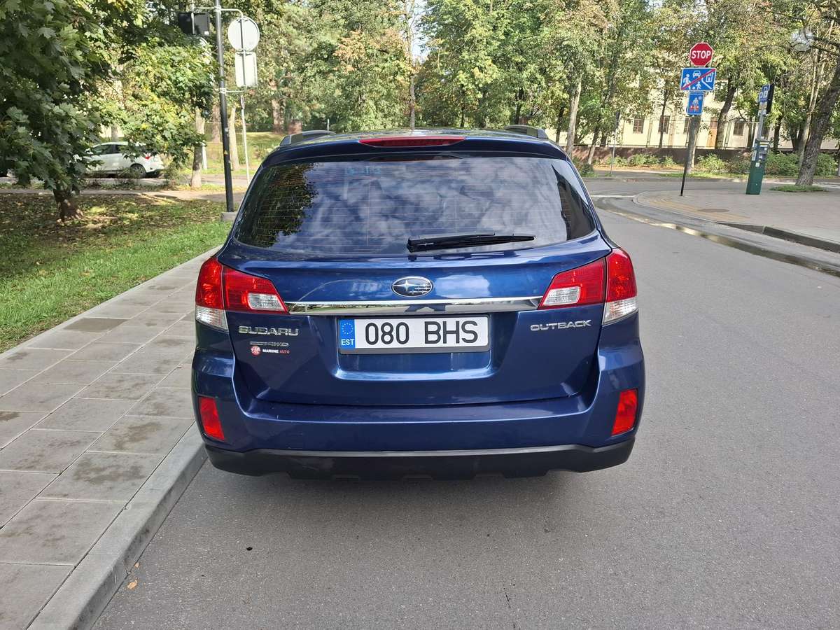 Subaru Outback 2012 — photo 6