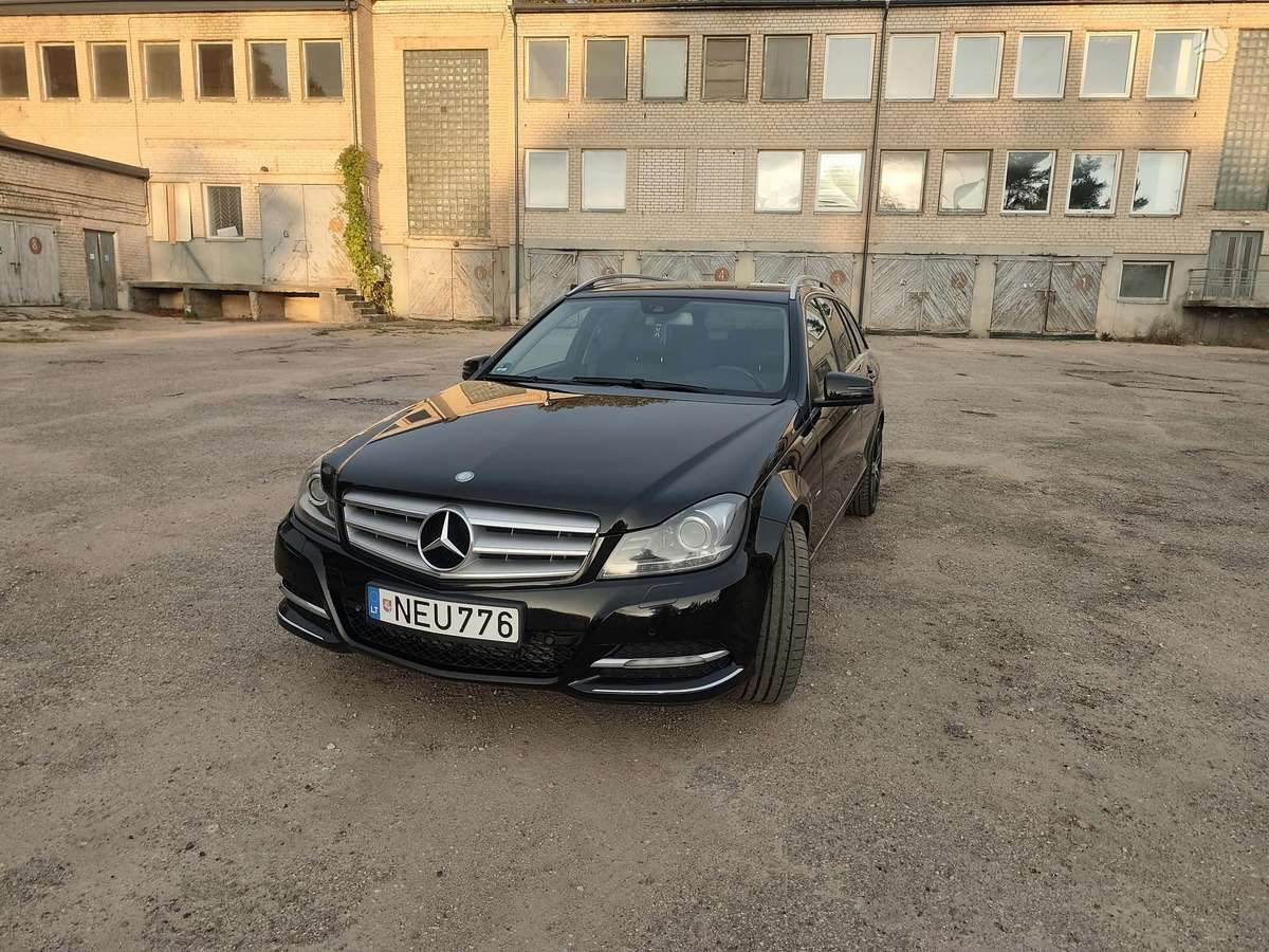 Mercedes-Benz C220 2011 — engine 2100 cm³, 136 HP (100kW)