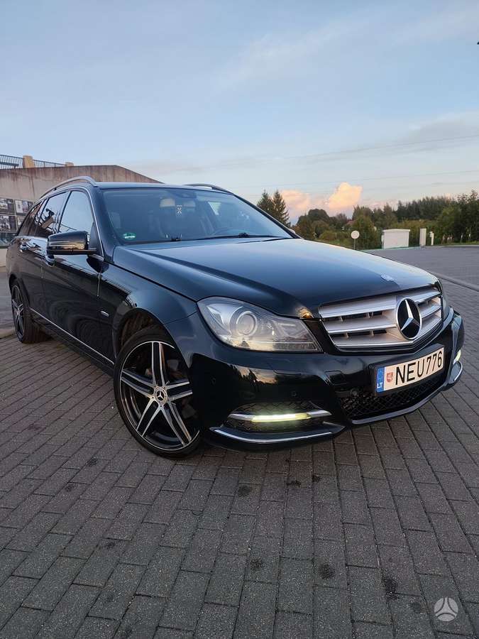 Mercedes-Benz C220 2011 — engine 2100 cm³, 136 HP (100kW)