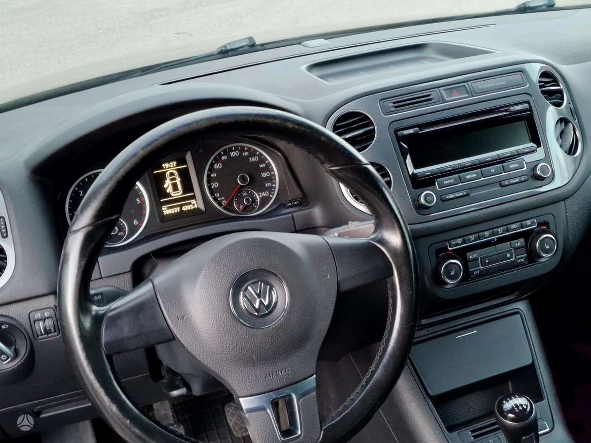 Volkswagen Tiguan 2014 — photo 6