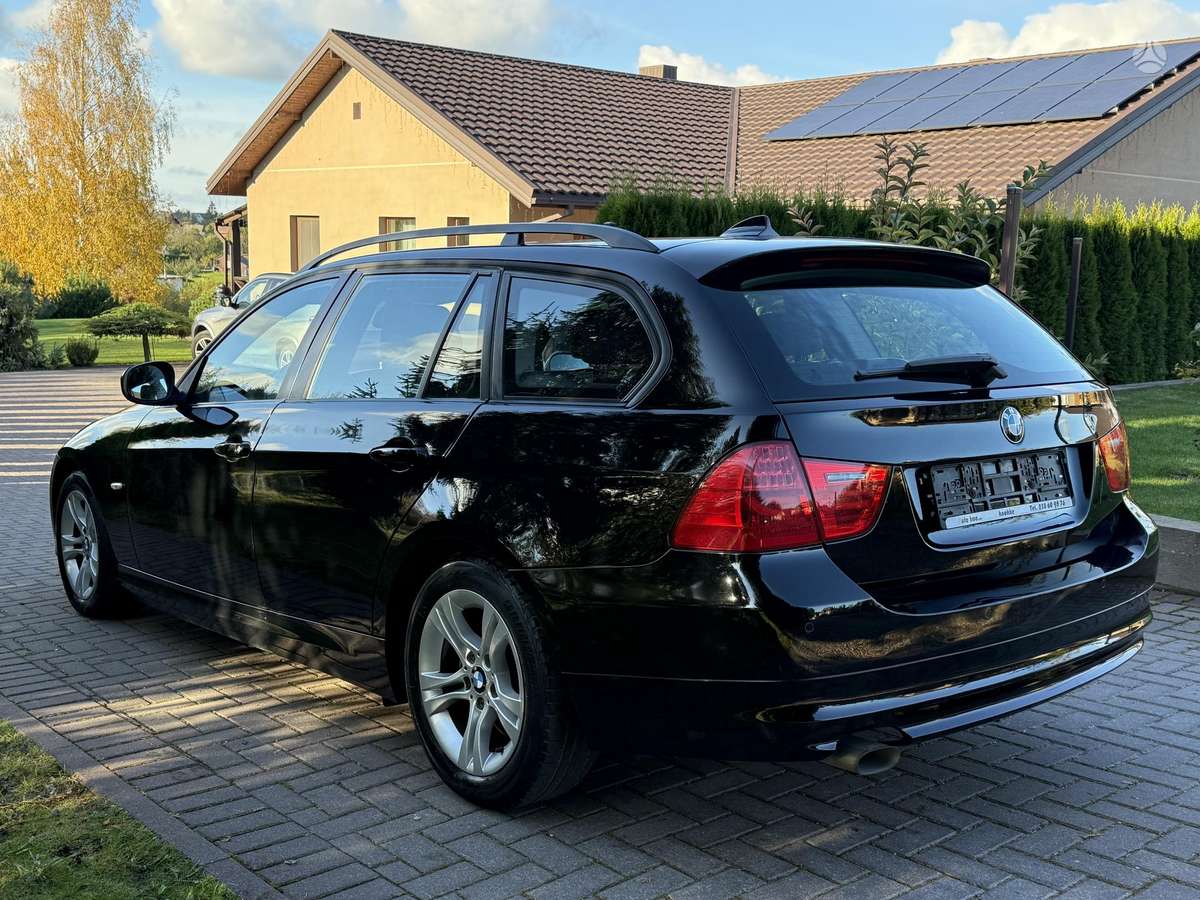 BMW 318 2009 — photo 5
