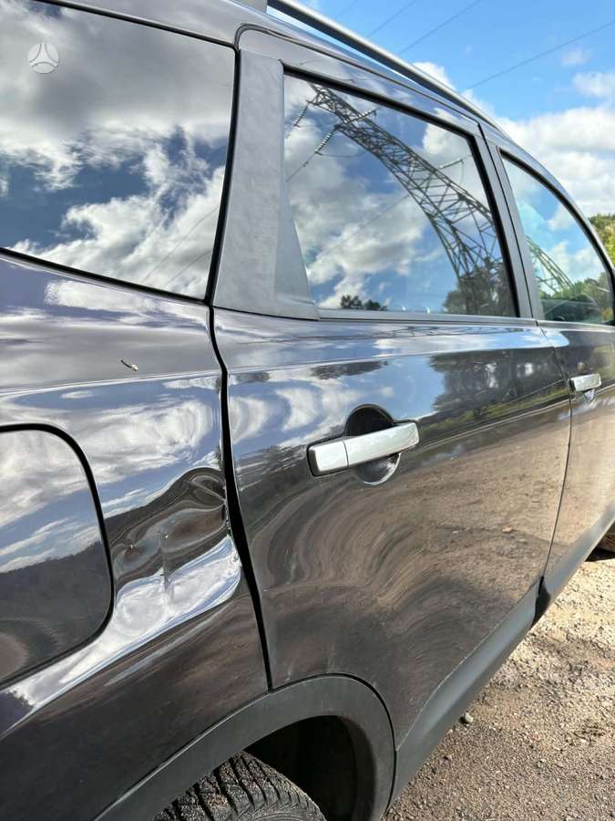 Nissan Qashqai+2 2010 — photo 16