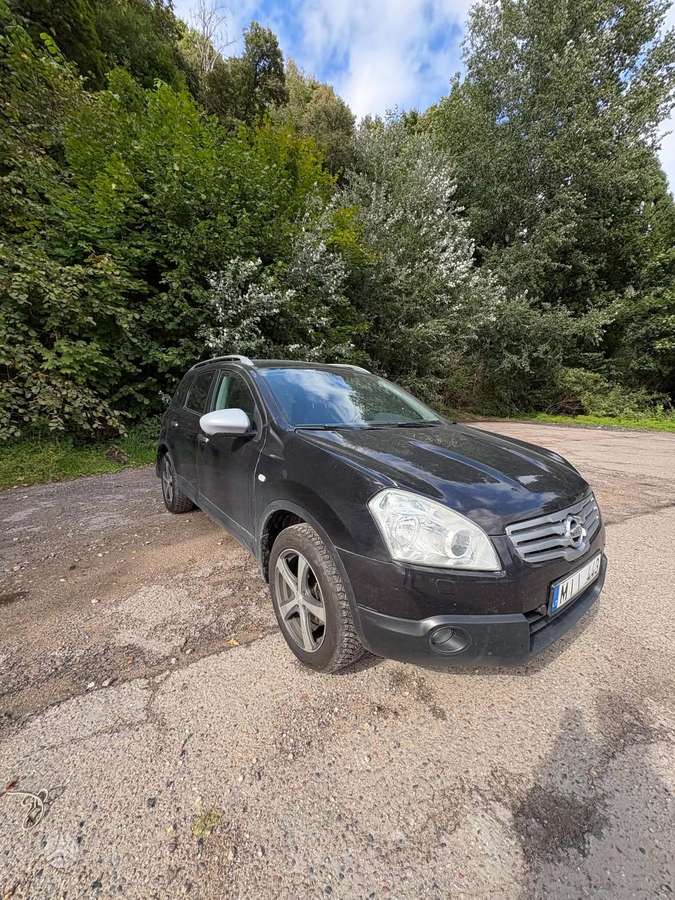 Nissan Qashqai+2 2010 — photo 5