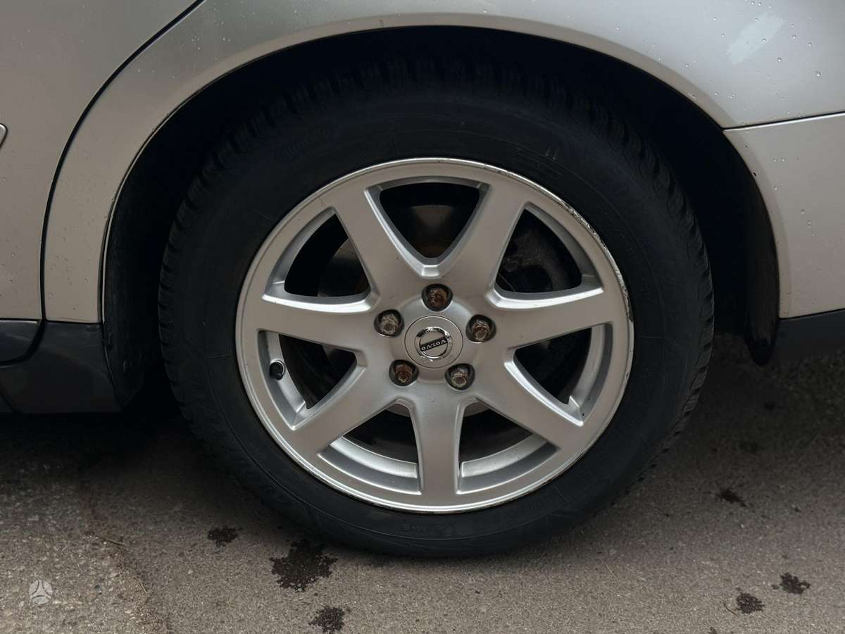 Volvo V50 2009 — photo 14