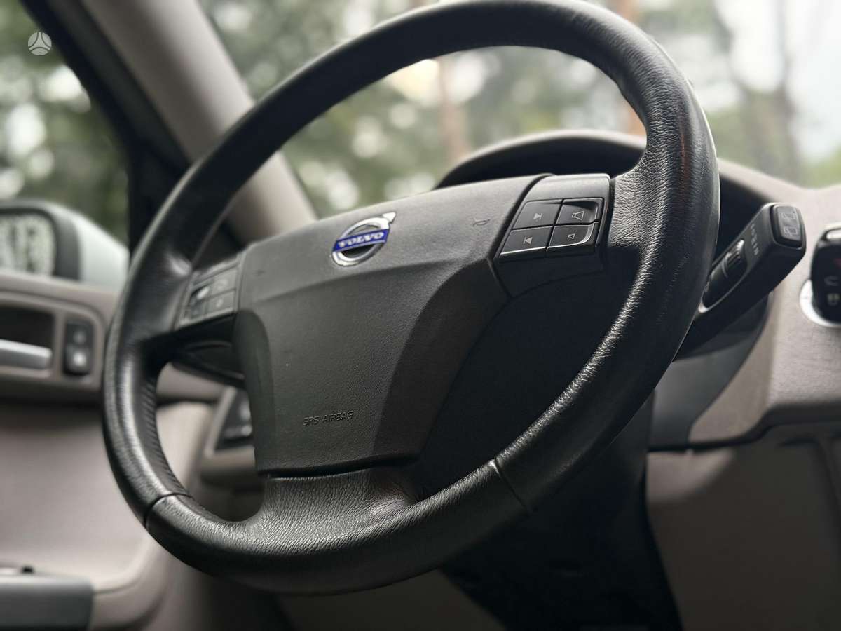 Volvo V50 2009 — photo 30