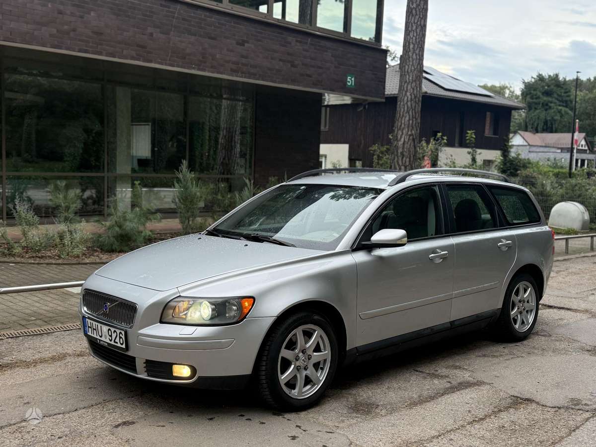 Volvo V50 2009 — photo 5
