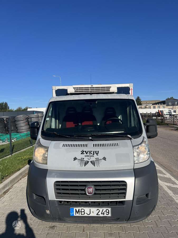 Fiat Ducato 2013 — rear view