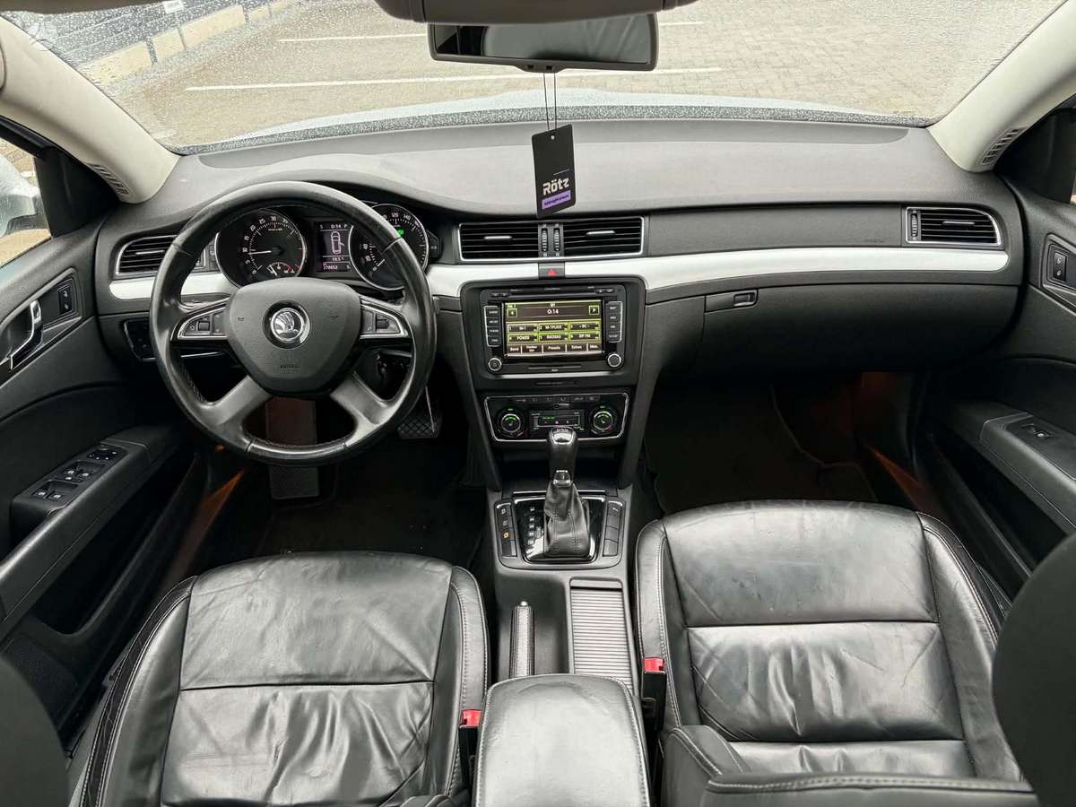 Skoda Superb 2013 — фото 11