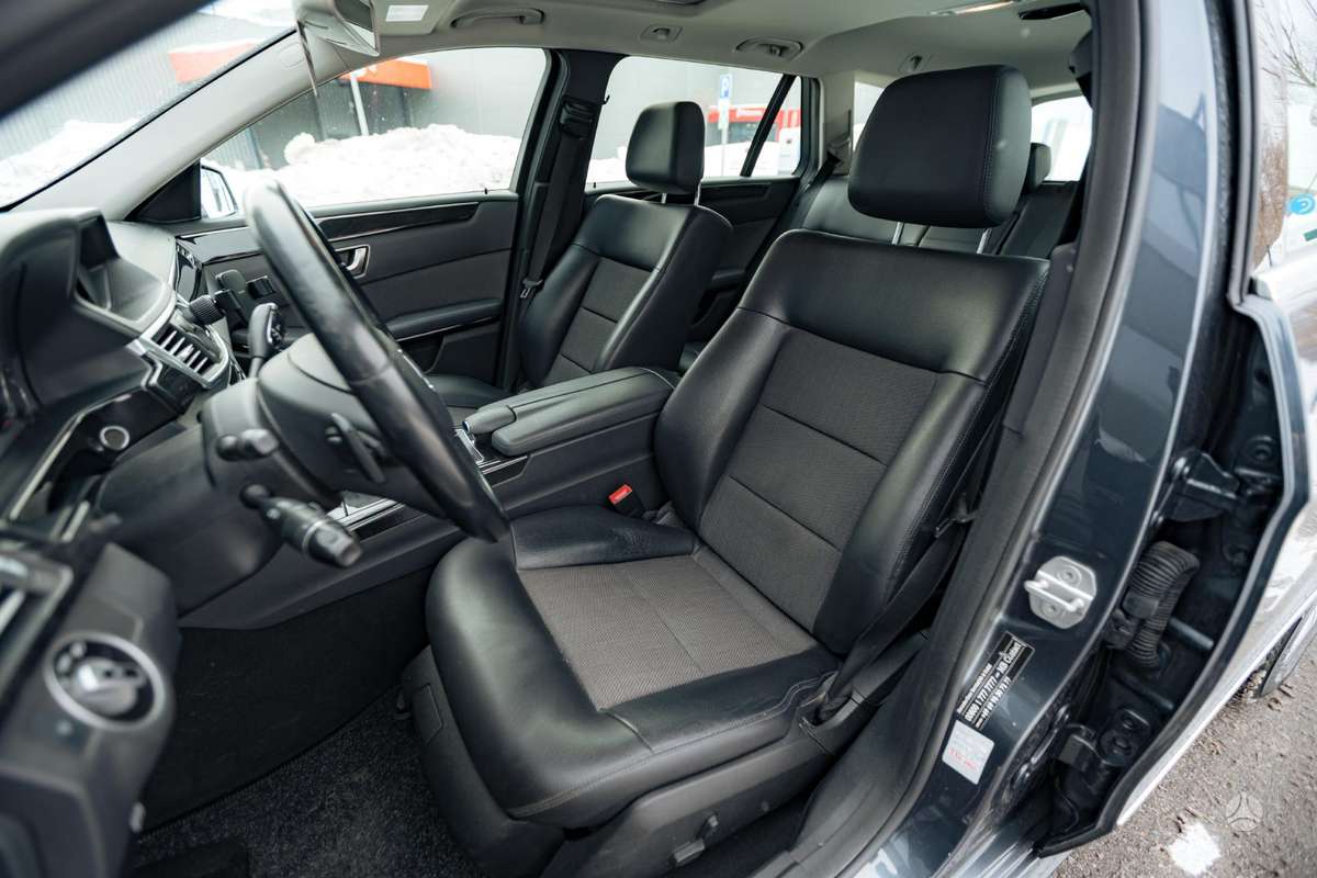 Mercedes-Benz E250 2011 — photo 23