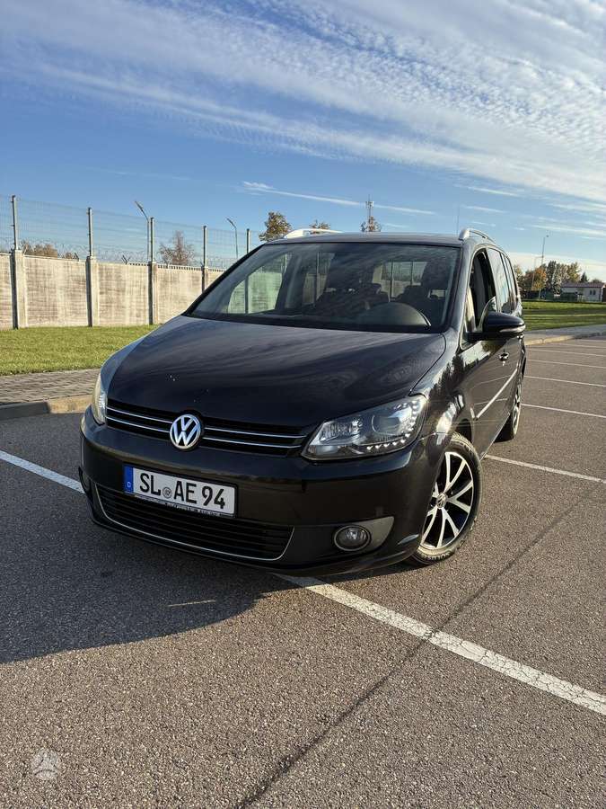 Volkswagen Touran, 2011