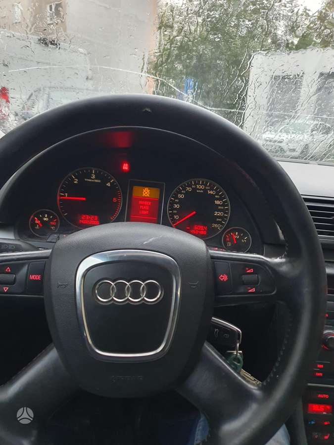 Audi A4 2006 — photo 5