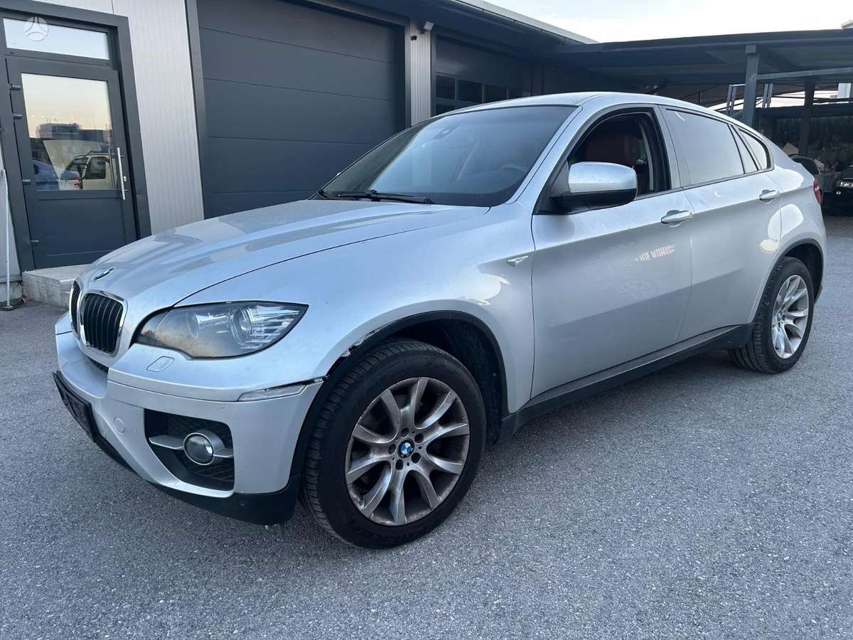 BMW X6 2009 — interior