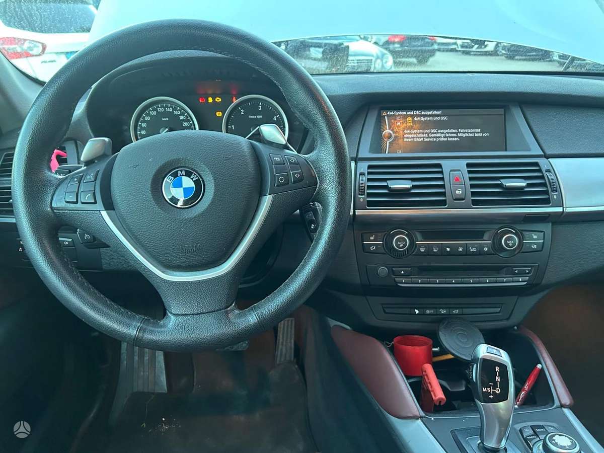 BMW X6 2009 — photo 8