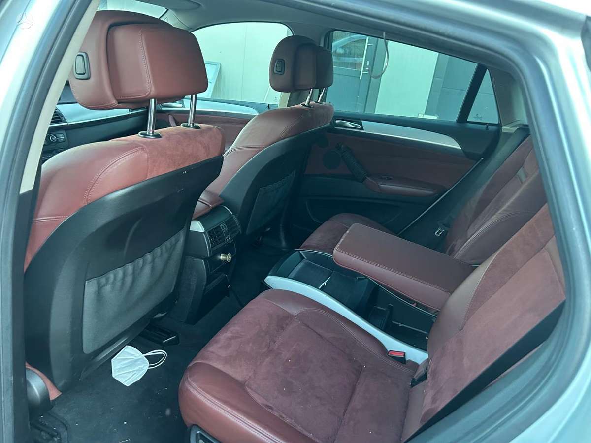 BMW X6 2009 — photo 9