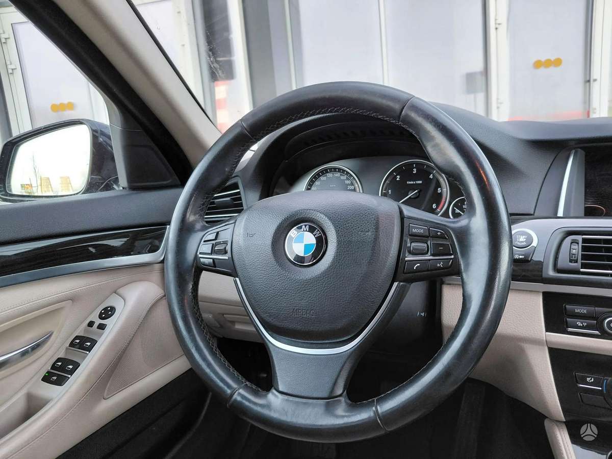BMW 530 2013 — photo 10