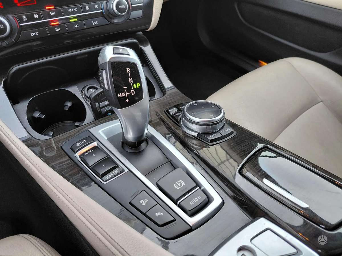 BMW 530 2013 — photo 13