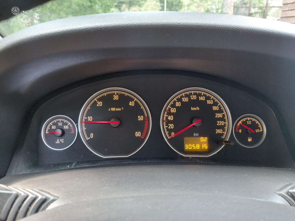 Opel Vectra 2006 — photo 12