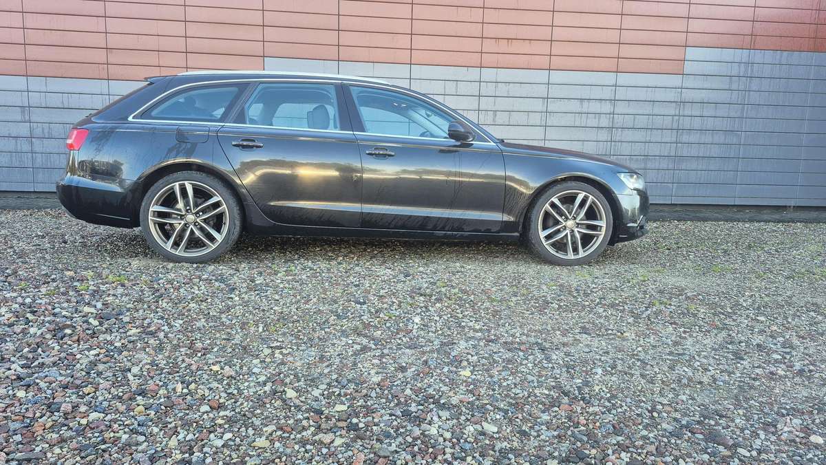 Audi A6 2013 — rear view