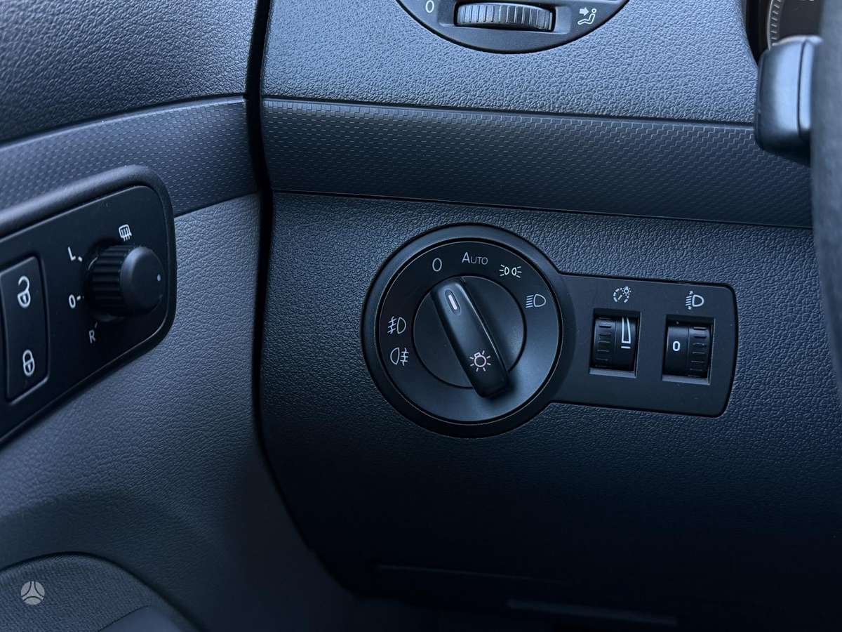 Volkswagen Caddy 2009 — photo 14