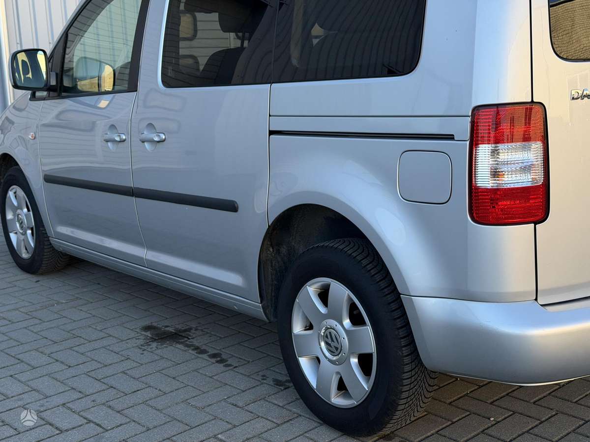 Volkswagen Caddy 2009 — photo 8