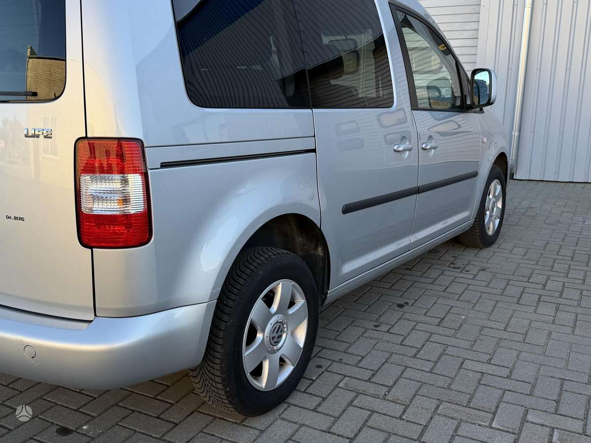 Volkswagen Caddy 2009 — photo 9