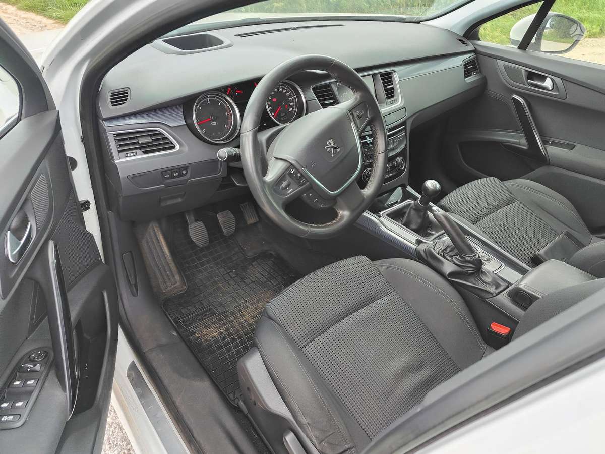 Peugeot 508 2013 — photo 5