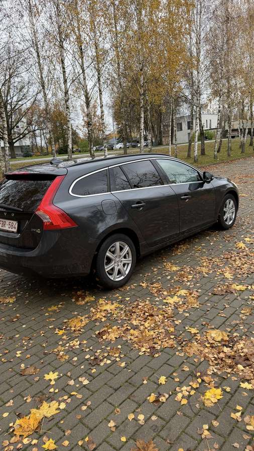 Volvo V60 2012 — photo 5
