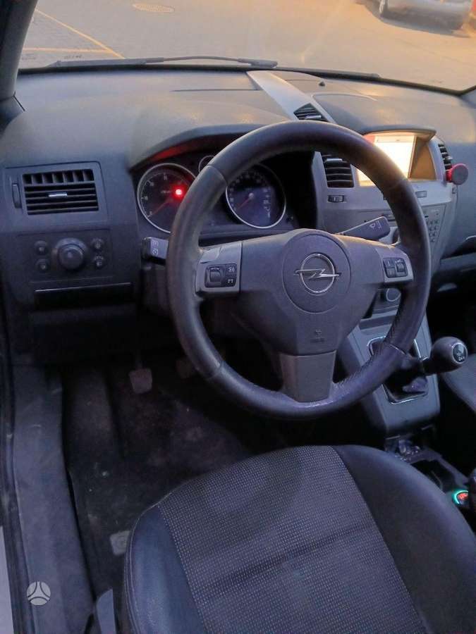 Opel Zafira 2006 — photo 9