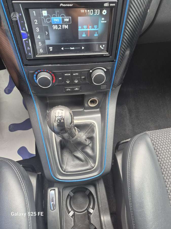 Chevrolet Captiva 2010 — photo 21
