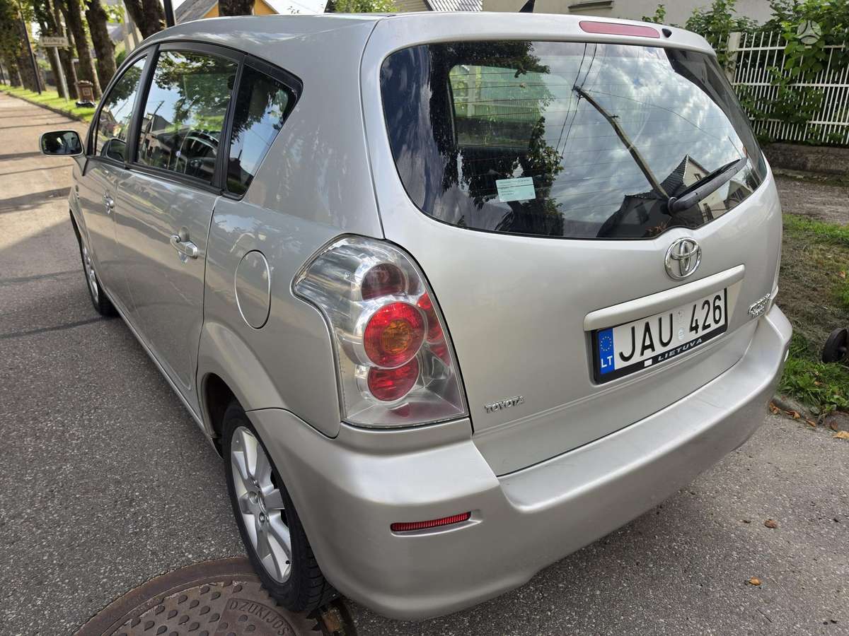Toyota Corolla, 2005