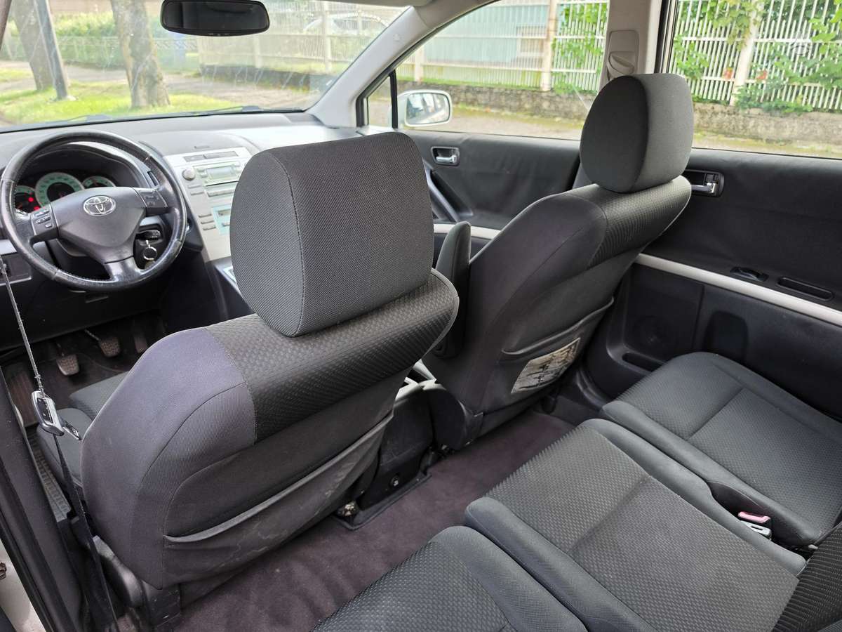 Toyota Corolla 2005 — photo 10