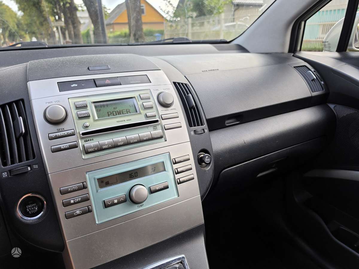 Toyota Corolla 2005 — photo 11