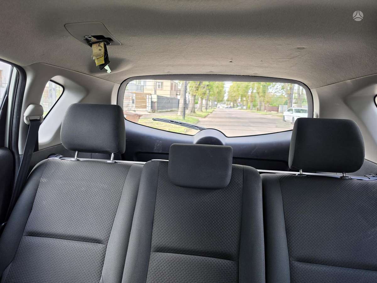 Toyota Corolla 2005 — photo 12