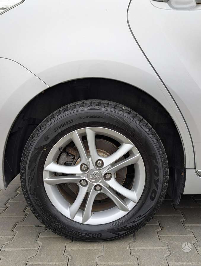 Toyota Verso 2012 — photo 25