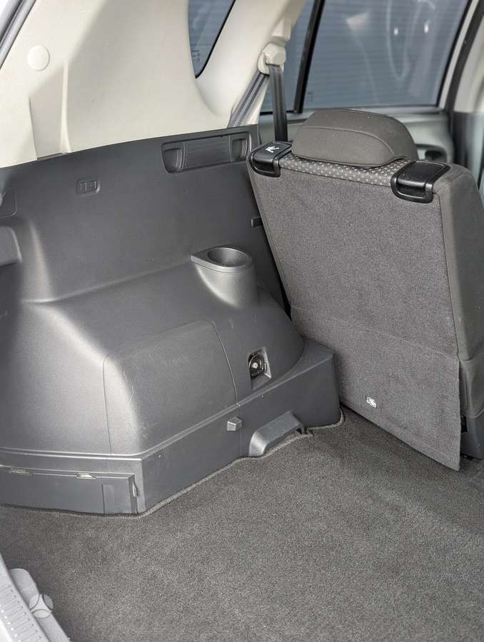 Toyota Verso 2012 — photo 40