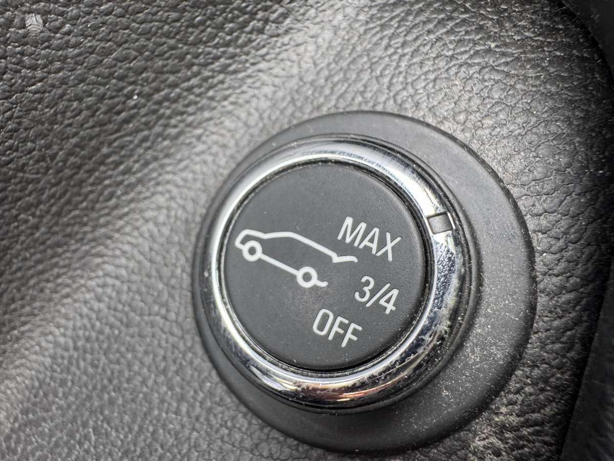 Opel Insignia 2015 — photo 14