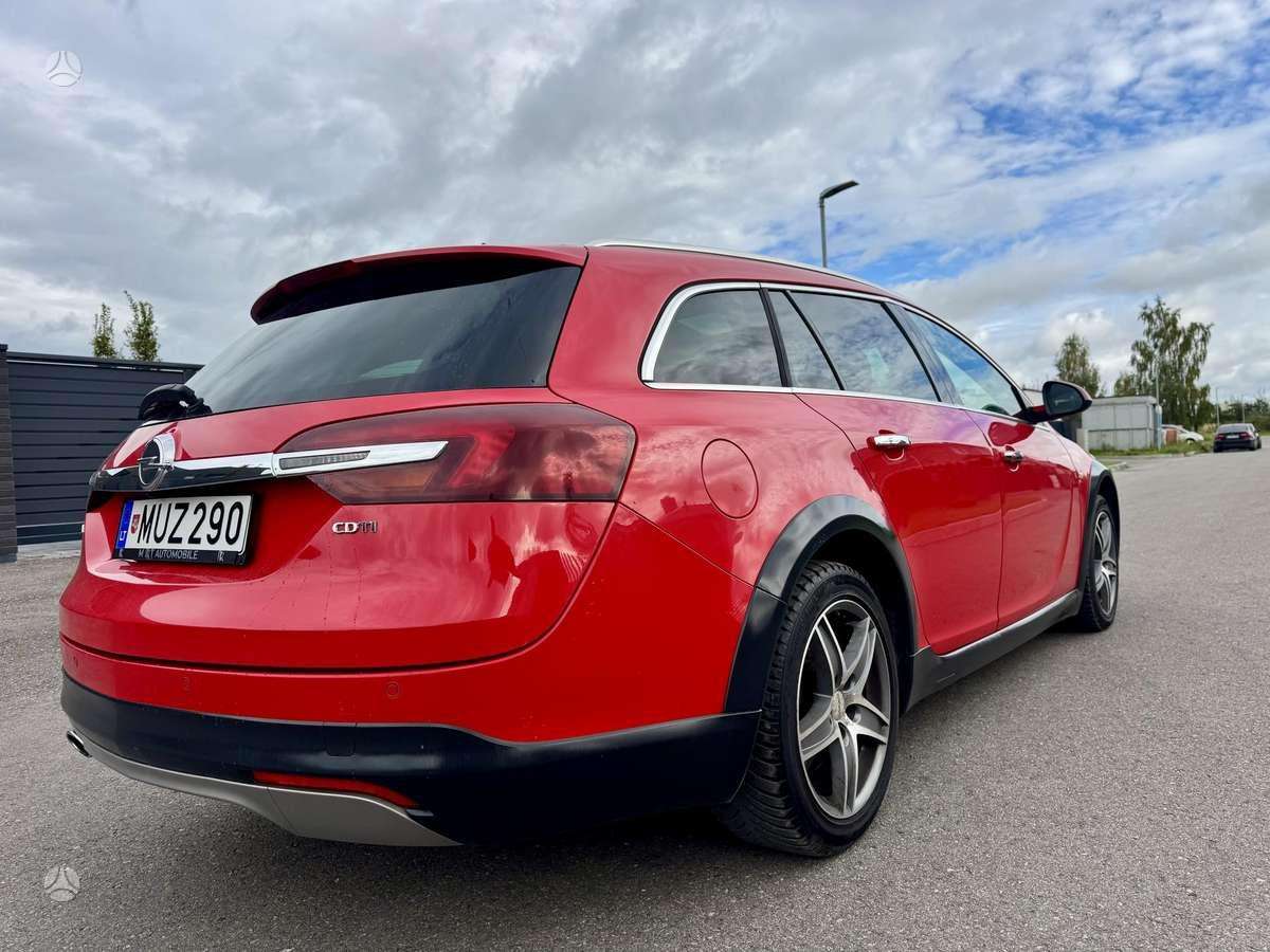 Opel Insignia 2015 — photo 28