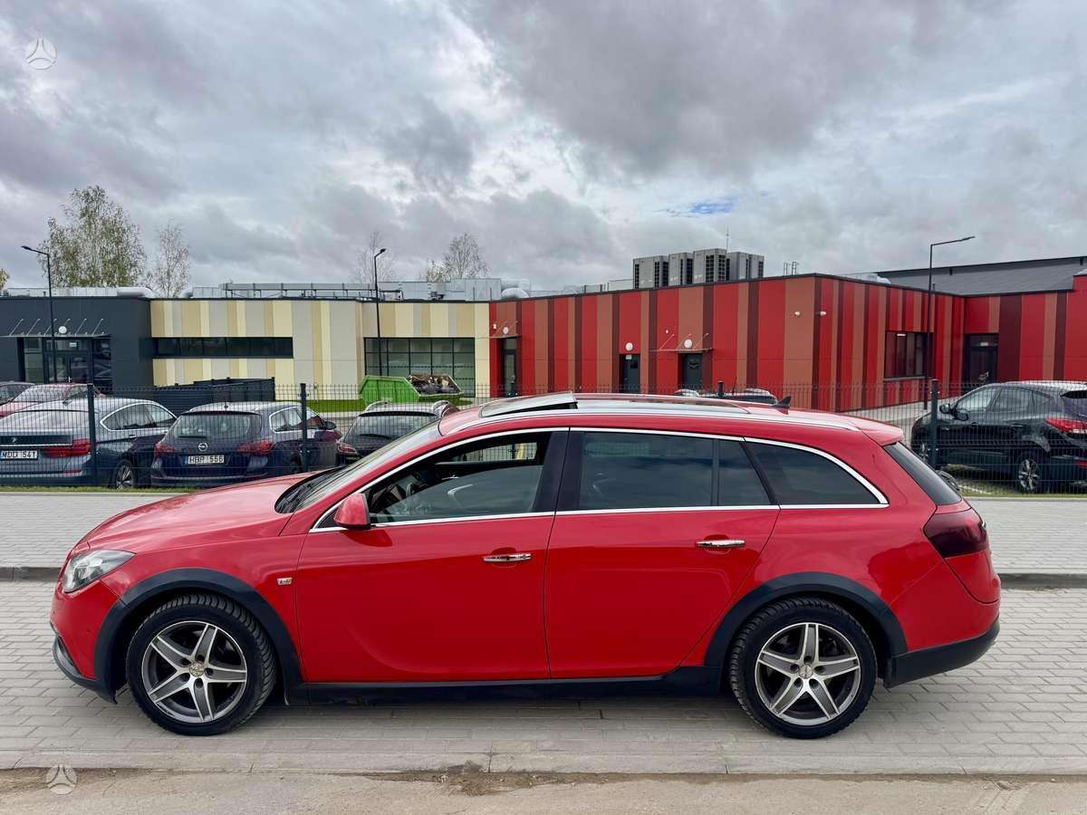 Opel Insignia 2015 — photo 31
