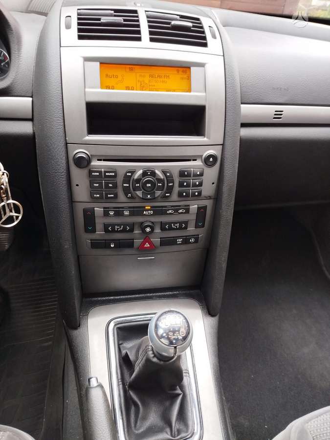 Peugeot 407 2006 — interior