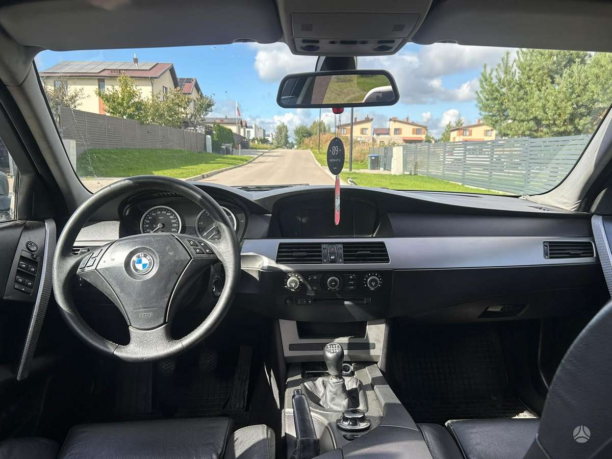 BMW 525 2005 — photo 8