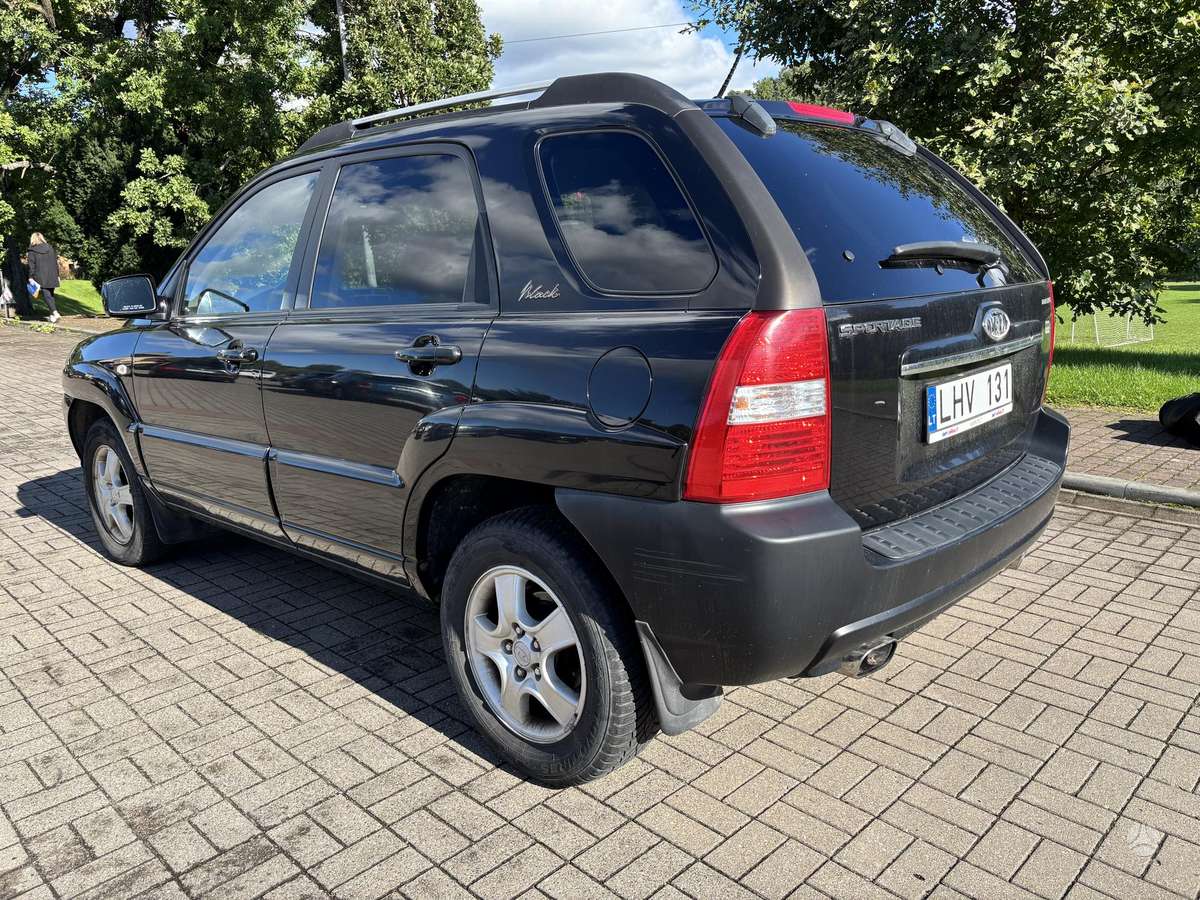 Kia Sportage 2007 — interior