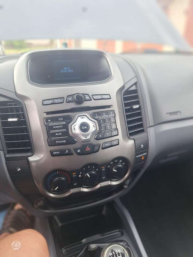Ford Ranger 2013 — фото 13