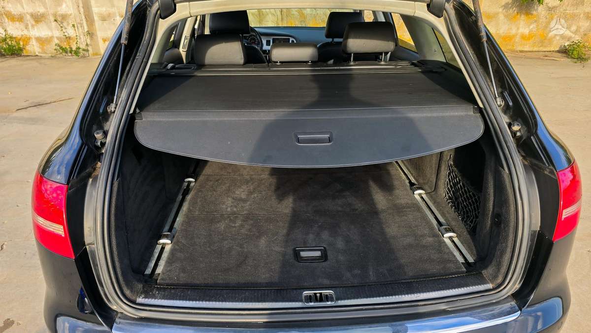 Audi A6 2011 — photo 23