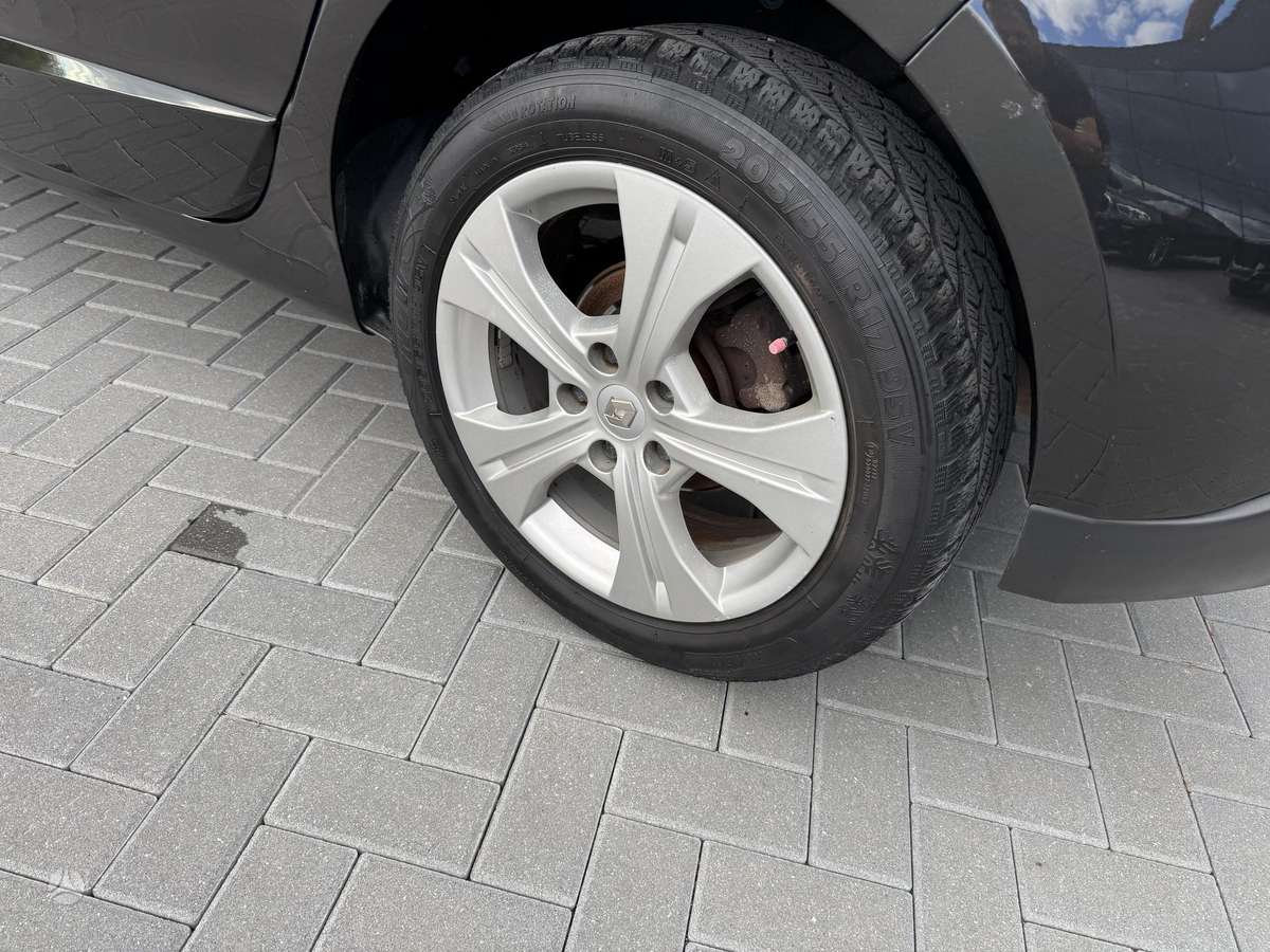 Renault Scenic 2009 — photo 18
