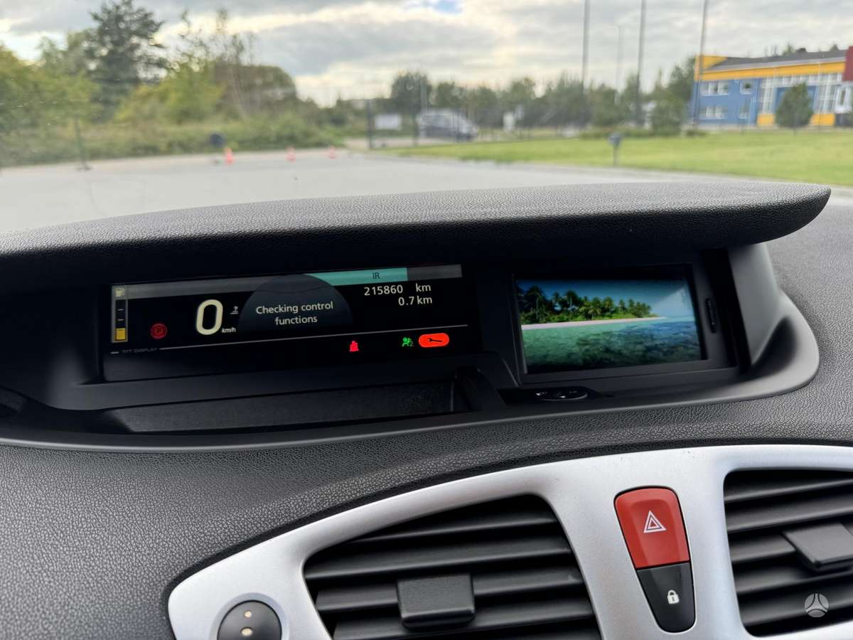 Renault Scenic 2009 — photo 26