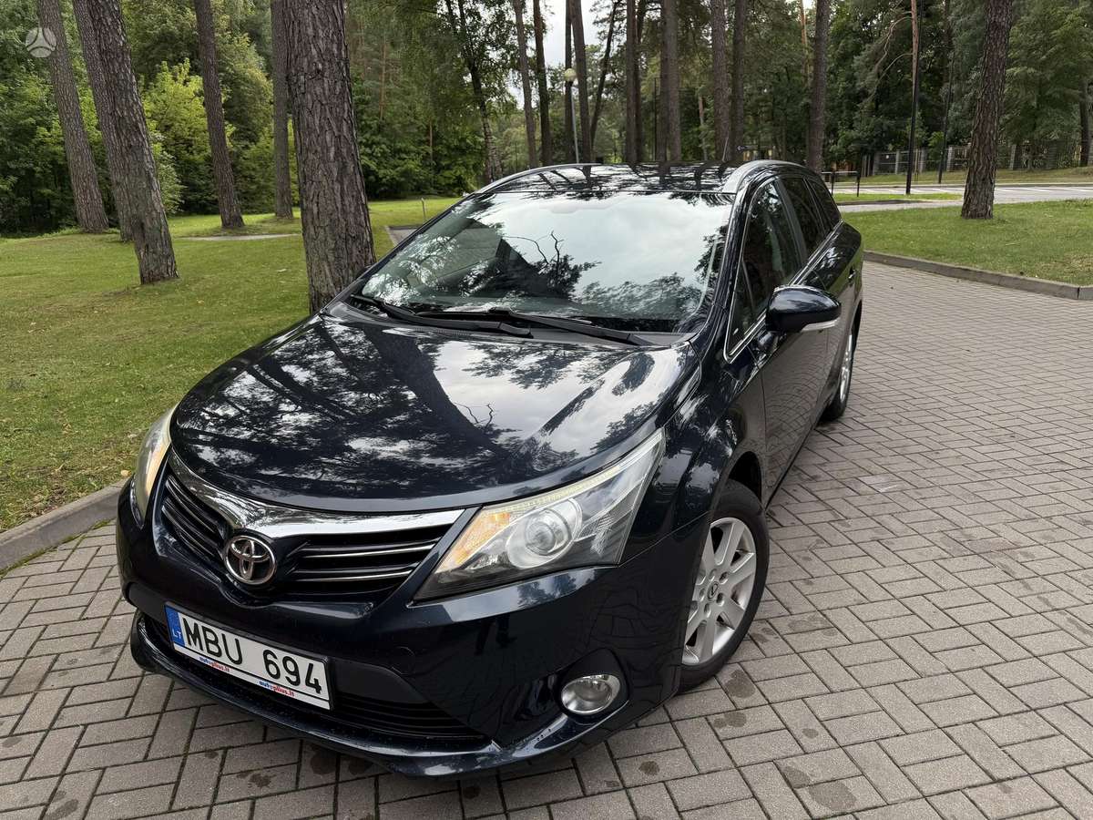 Toyota Avensis 2012 — photo 6